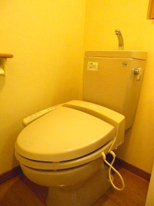 トイレ　落ち着いたトイレです