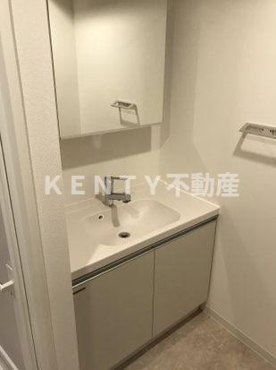 洗面設備　コンパクトで使いやすい洗面所