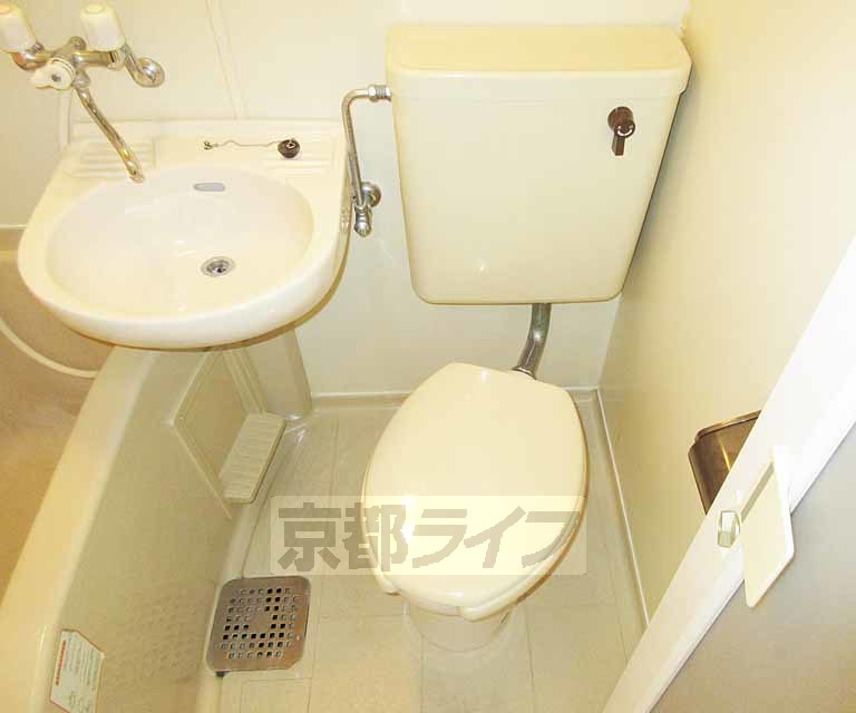 トイレ　キレイです