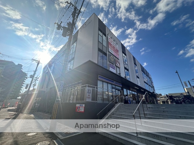 コンビニ　ローソン光善寺店（コンビニ）まで807m