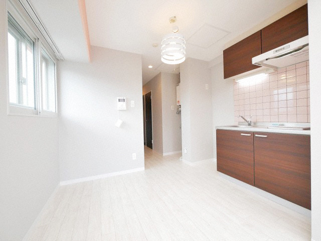 居室・リビング　★医大至近！人気タワーMS！★駅チカ！★エアコン付き！