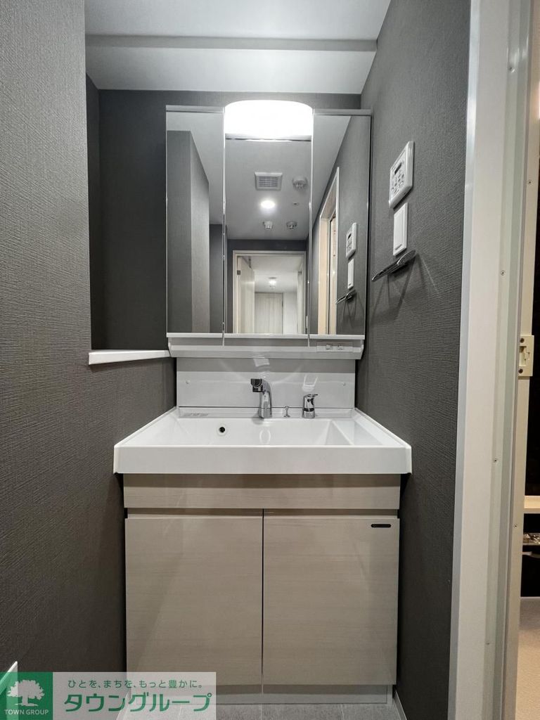 洗面設備　収納