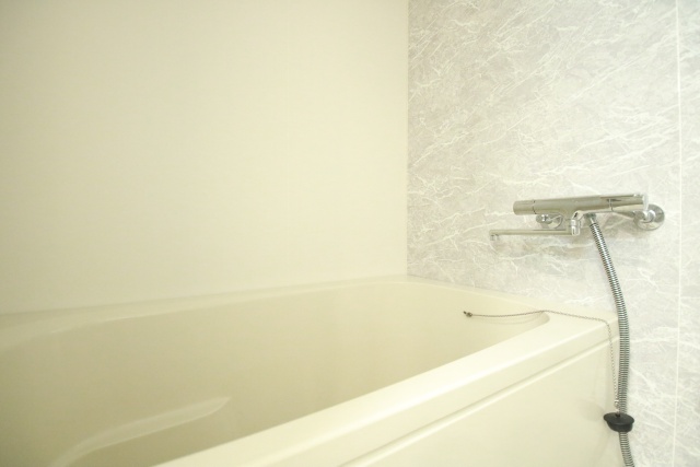 バス・シャワールーム　※別室の参考写真の為、現況優先です。