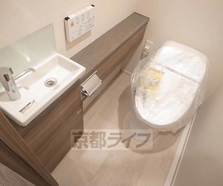 トイレ　独立手洗い場