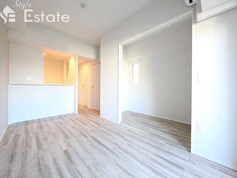 居室・リビング　内装