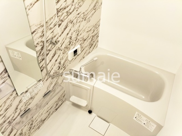 バス・シャワールーム　快適なバスルーム