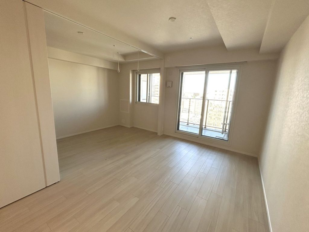 居室・リビング　リビングダイニングキッチン（約11.0帖）