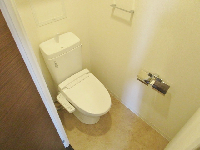 トイレ　※別号室の写真です。