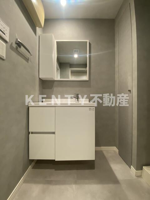 洗面設備　広い洗面スペース