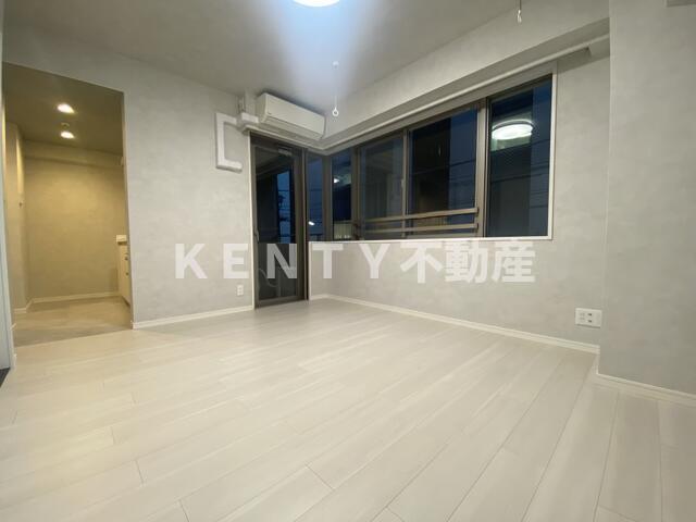 居室・リビング　ゆったり過ごせる居間です