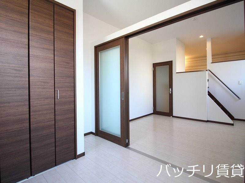 居室・リビング　同型タイプの為、現状を優先いたします