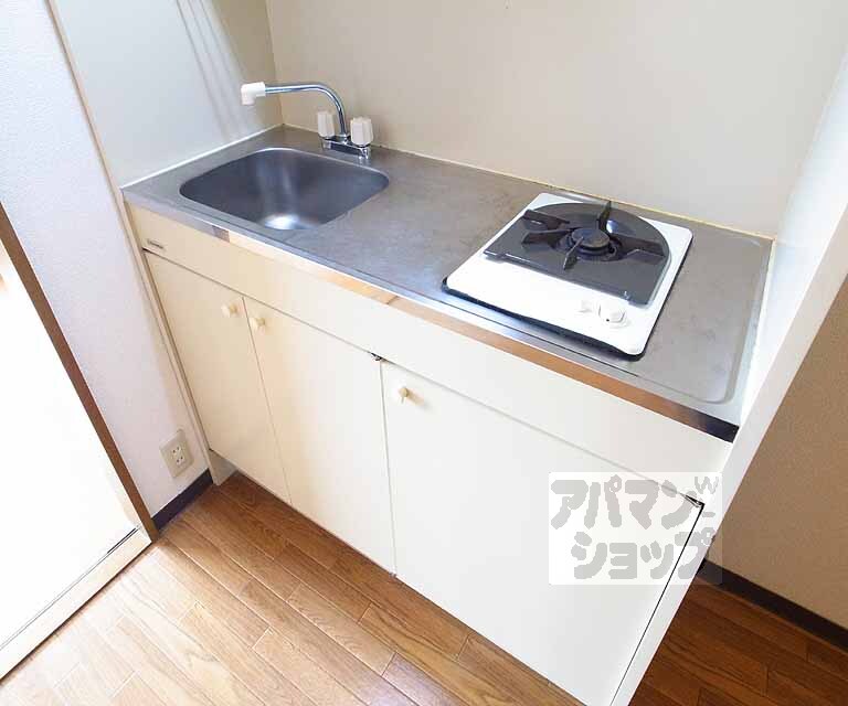 キッチン　キッチンです。