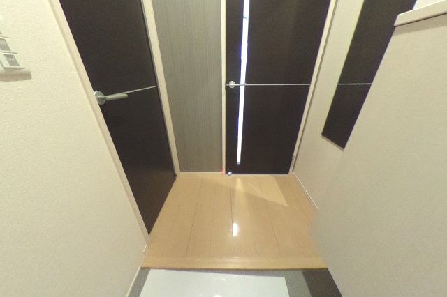 玄関　2階別室の参考写真です。現況を優先します。（205）