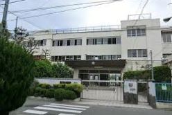 中学校　大田区立雪谷中学校（中学校）まで451m