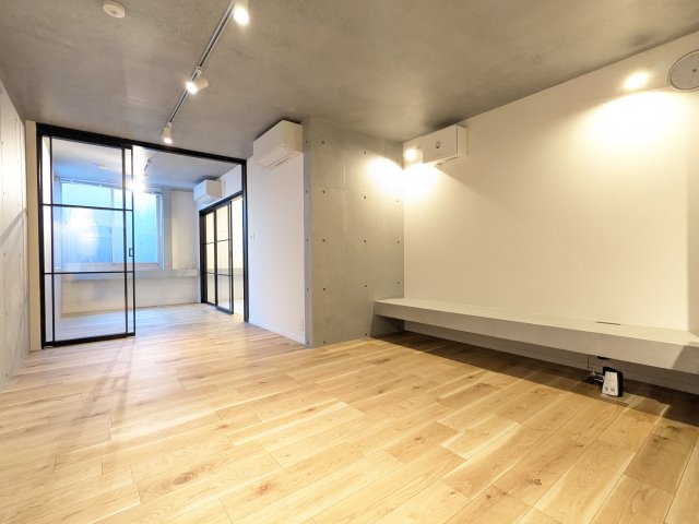 居室・リビング　使いやすい居間です