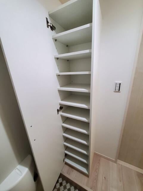 玄関　シューズボックスは棚の高さが…?