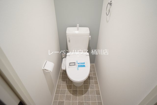 トイレ　レーベンハウス桶川店へ　048-787-5511