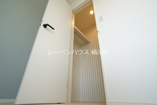 収納　レーベンハウス桶川店へ　048-787-5511