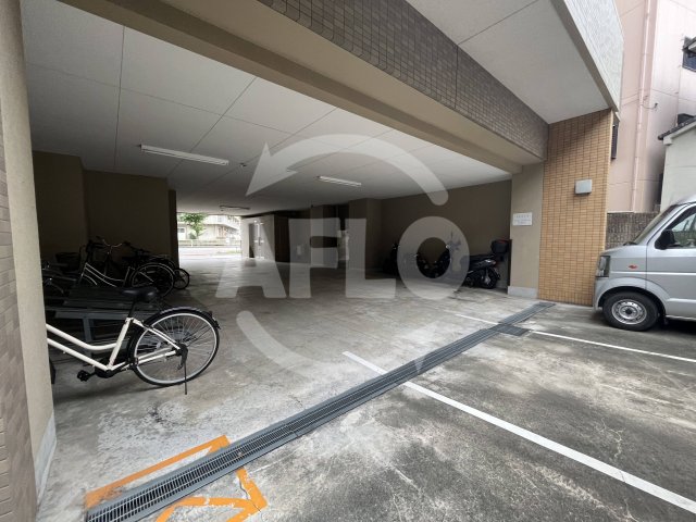 その他共有部分　レジュールアッシュアーバンベイ　駐輪場