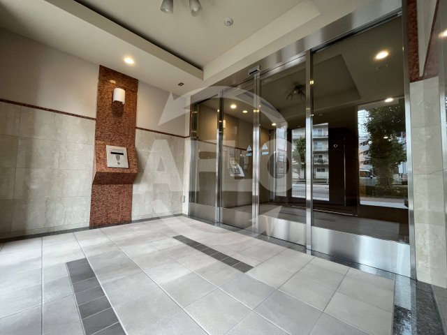 ロビー　レジュールアッシュアーバンベイ　ロビー