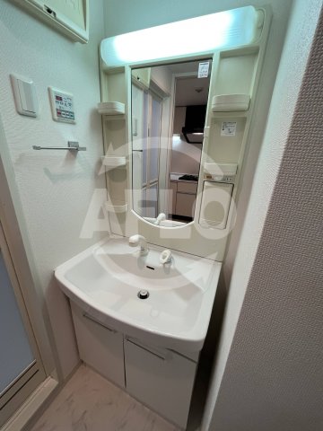 洗面設備　レジュールアッシュアーバンベイ　独立洗面台