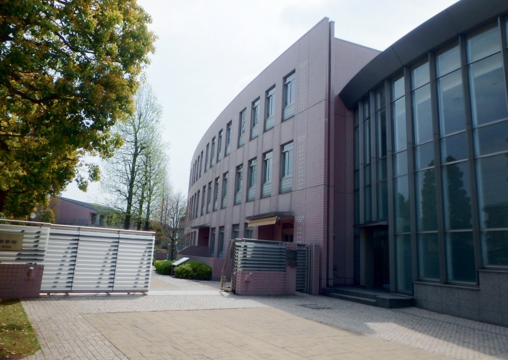 高校・高専　私立早稲田実業学校(中・高等科）（高校・高専）まで397m