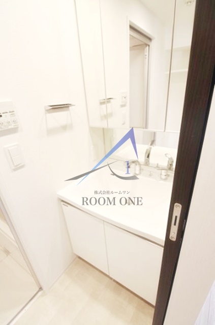 洗面設備　洗面台です。