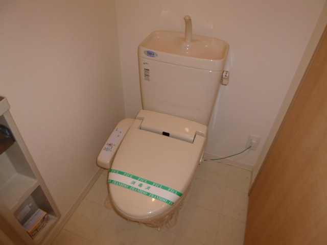 トイレ　シャワー付きトイレ