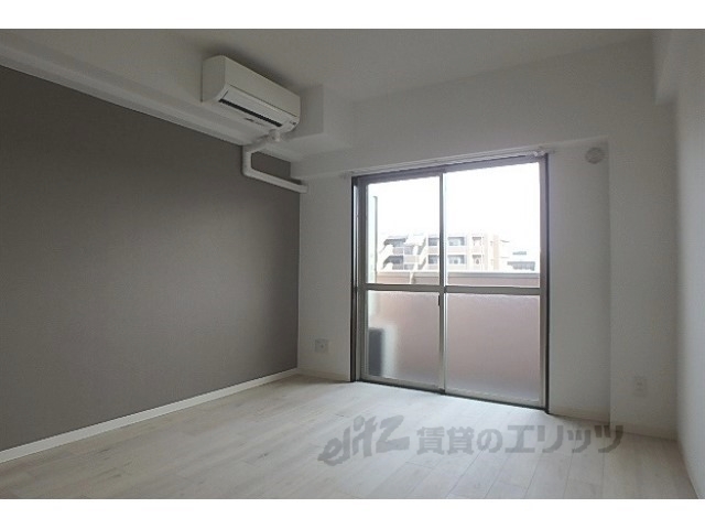 居室・リビング　洋室