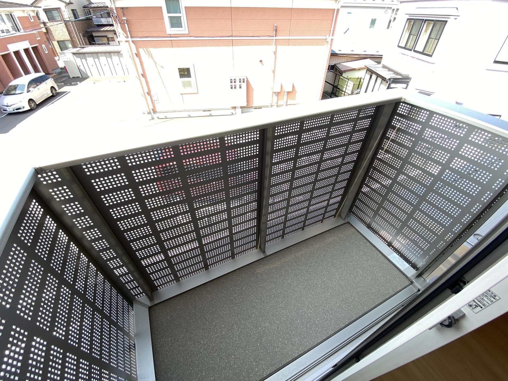 バルコニー　バルコニー