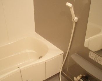 バス・シャワールーム　☆ゆっくりくつろげるお風呂☆