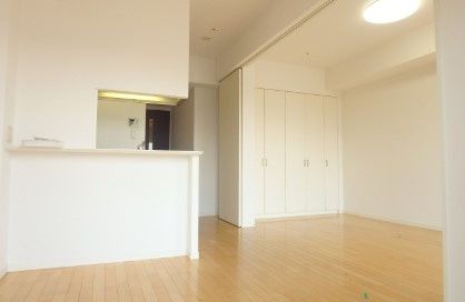 居室・リビング　☆明るい居室☆