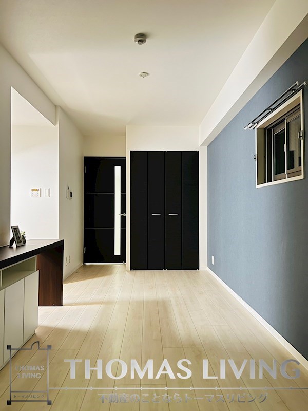 居室・リビング　人気のカウンターキッチン　※別号室参考写真※反転タイプになり