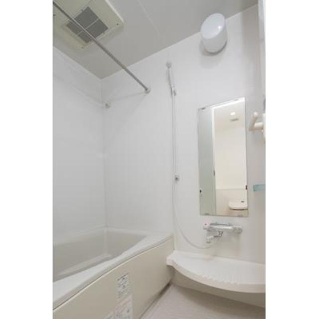 バス・シャワールーム　※写真は同タイプ住戸です。