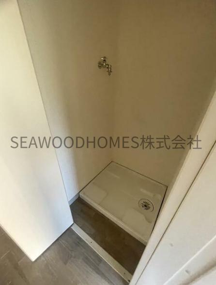 その他　洗濯機置き場は防水パン付きで水漏れの心配なし。