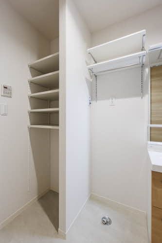 その他設備　洗濯機置き場