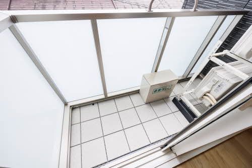 バルコニー　バルコニー