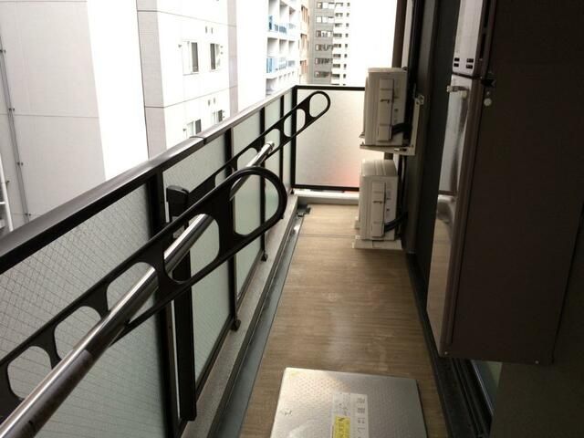 バルコニー　陽当たり良好なバルコニーです