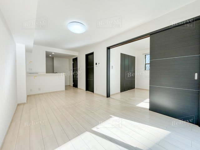 居室・リビング　広いリビング★