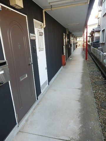 エントランス　共同廊下