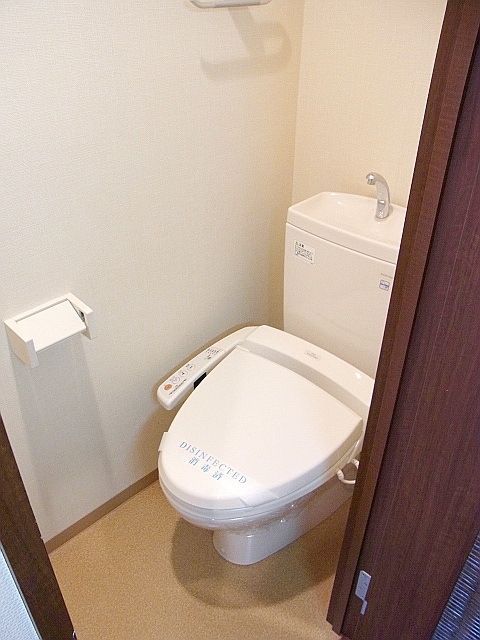 トイレ　★シャワートイレ★