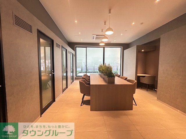 ロビー　お問合せは(株)タウンハウジング東京へ