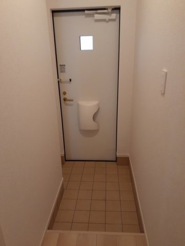 玄関　収納もある玄関です