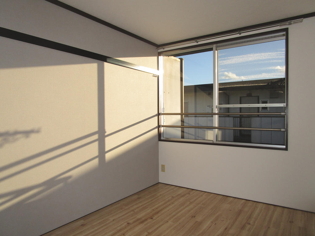 その他　東居室　陽当たり〇　収納有