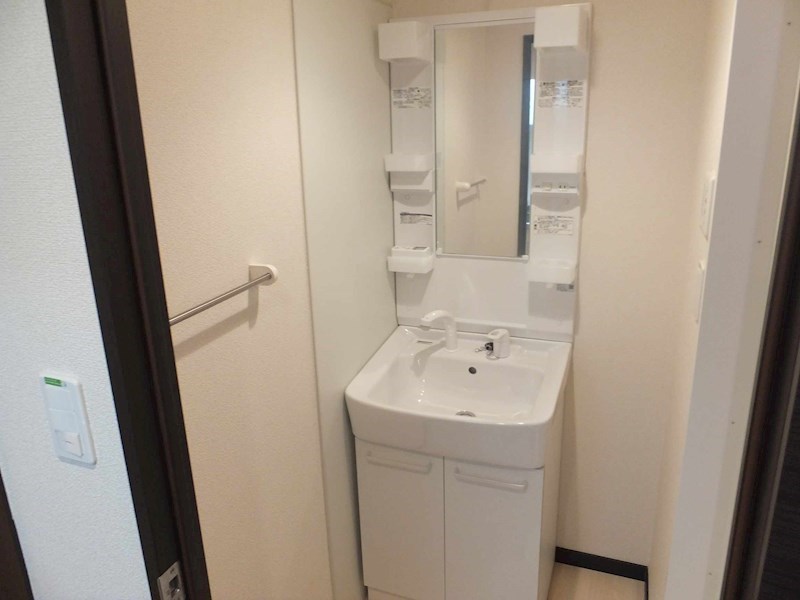 洗面設備　同仕様