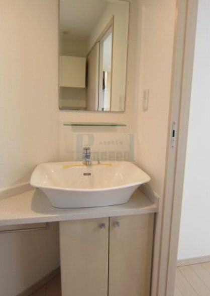 洗面設備　使いやすい独立洗面台☆