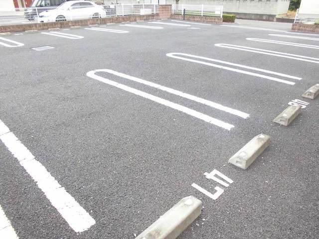 駐車場　駐車場です