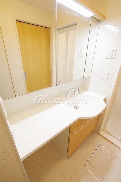 洗面設備　☆女性に嬉しい独立洗面台☆