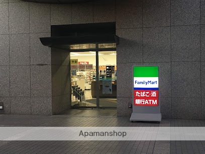 コンビニ　ファミリーマート リバーゲート箱崎店（コンビニ）まで740m