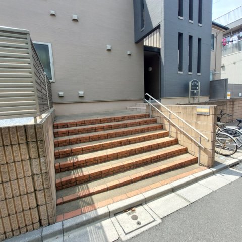 エントランス　☆共用部分☆